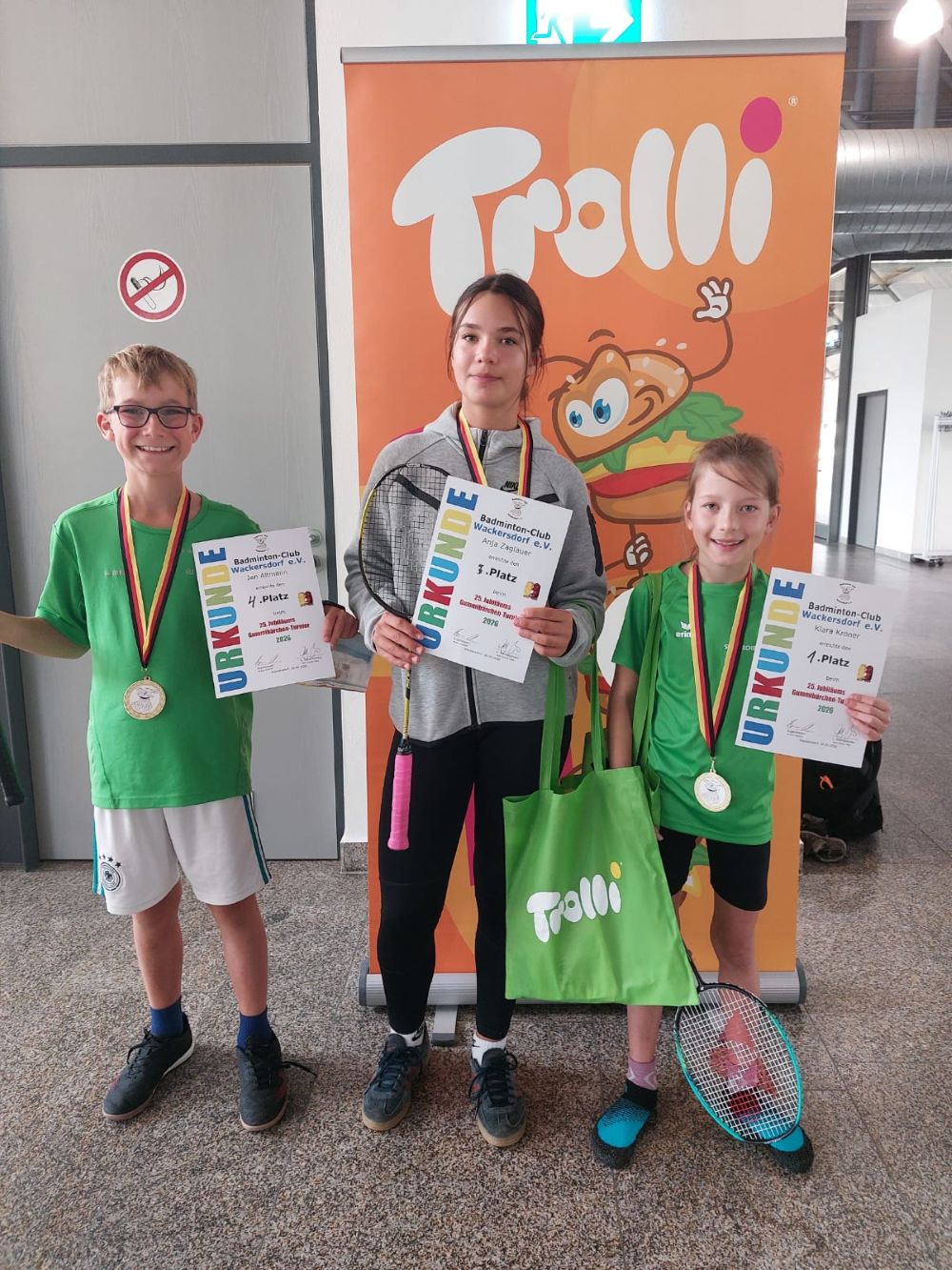 Großartiger Erfolg beim Jubiläums-Turnier: SLC-Nachwuchs glänzt in Wackersdorf!